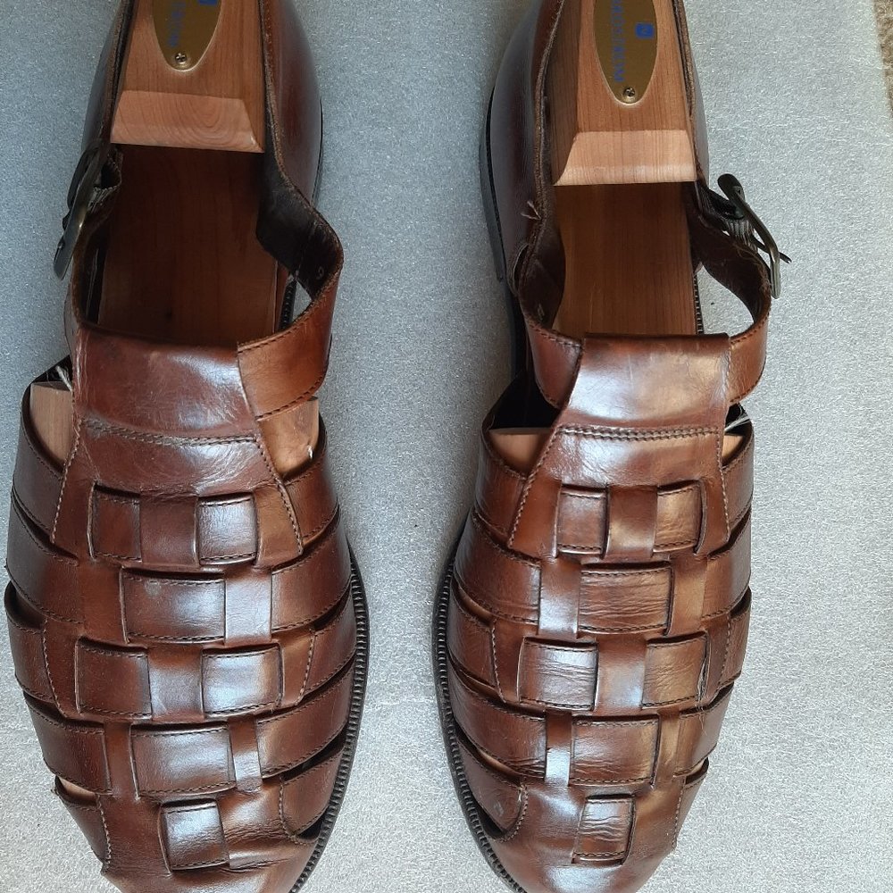 COLE  HAAN  Italian Sandals